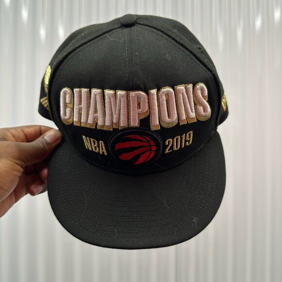 Toronto Raptors Championship Snapback Hat - Picture 1 of 7